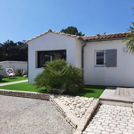 Villa De Plain Pied A 50 Metres De La Plage
