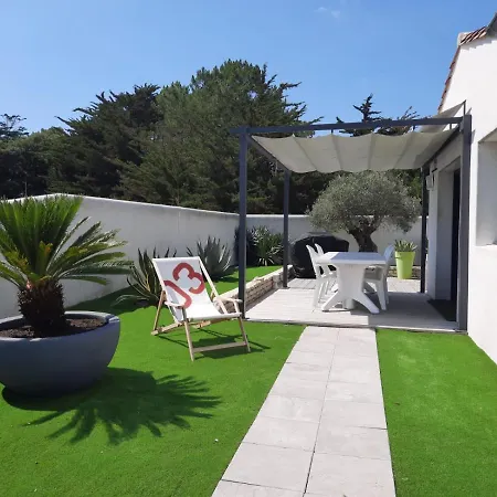 Villa De Plain Pied A 50 Metres De La Plage