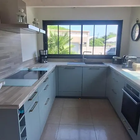 Villa De Plain Pied à 50 Mètres De La